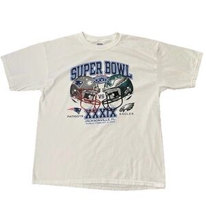 NFL Super Bowl XXXIX 2005 Patriots vs Eagles Men’s XL Graphic Tee